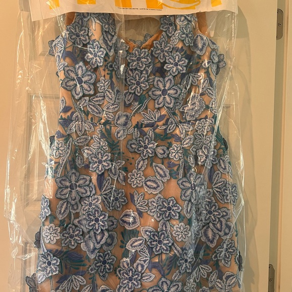 Helsi Rosana 3D Floral Dress - Picture 3 of 5